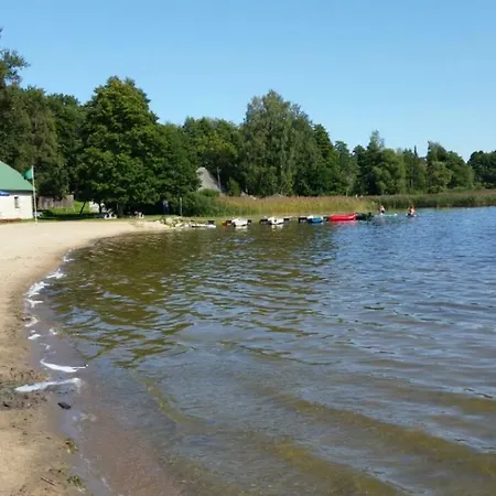 Apartment Near Lake